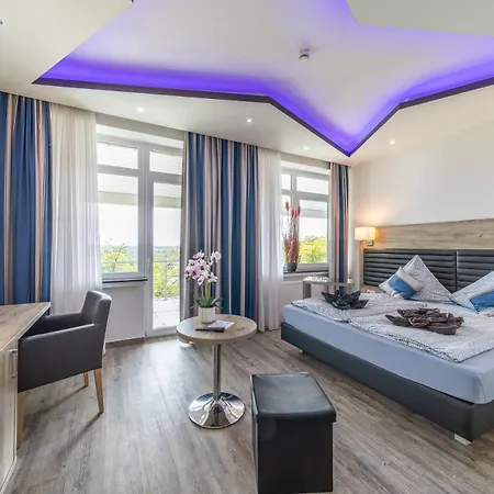 Zum Halbmond Hotel Lauenburg