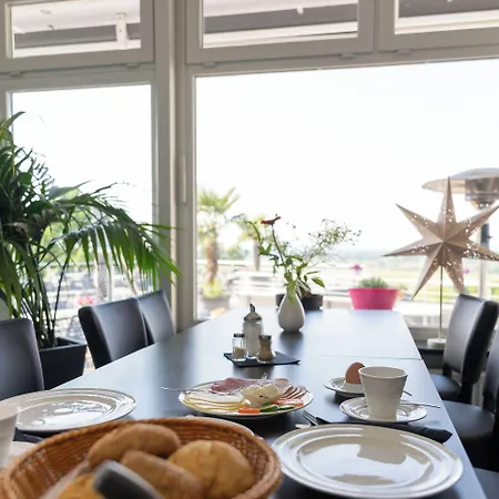 Zum Halbmond Hotel Lauenburg