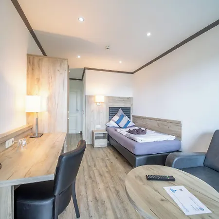 Zum Halbmond Lauenburg