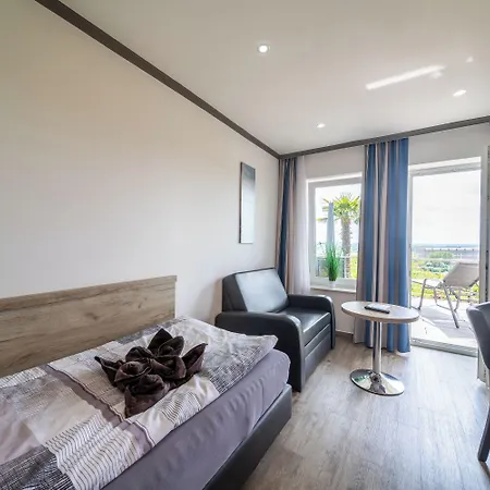 Zum Halbmond Hotel Lauenburg