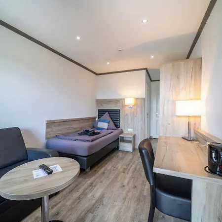 Zum Halbmond Hotel Lauenburg